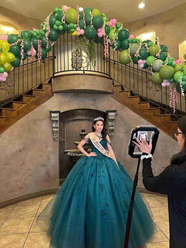 Quinceañera coordination & entertainment in Denver
